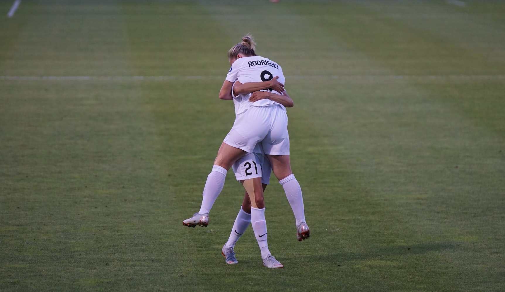 На ЧМ по футболу среди женщин продали полмиллиона билетов