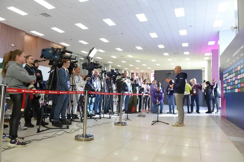 Игорь Столяров ИБ пресс-подход.jpg