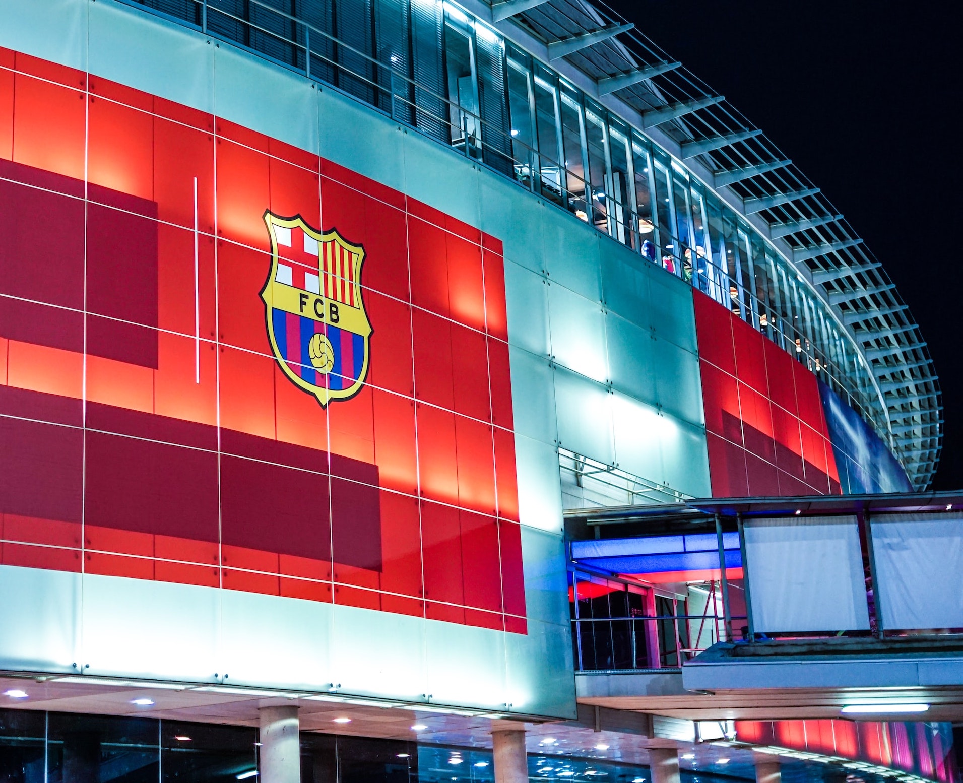 «Эль-Класико» может стать брендом. «Реал» и «Барселона» выступили за регистрацию товарного знака