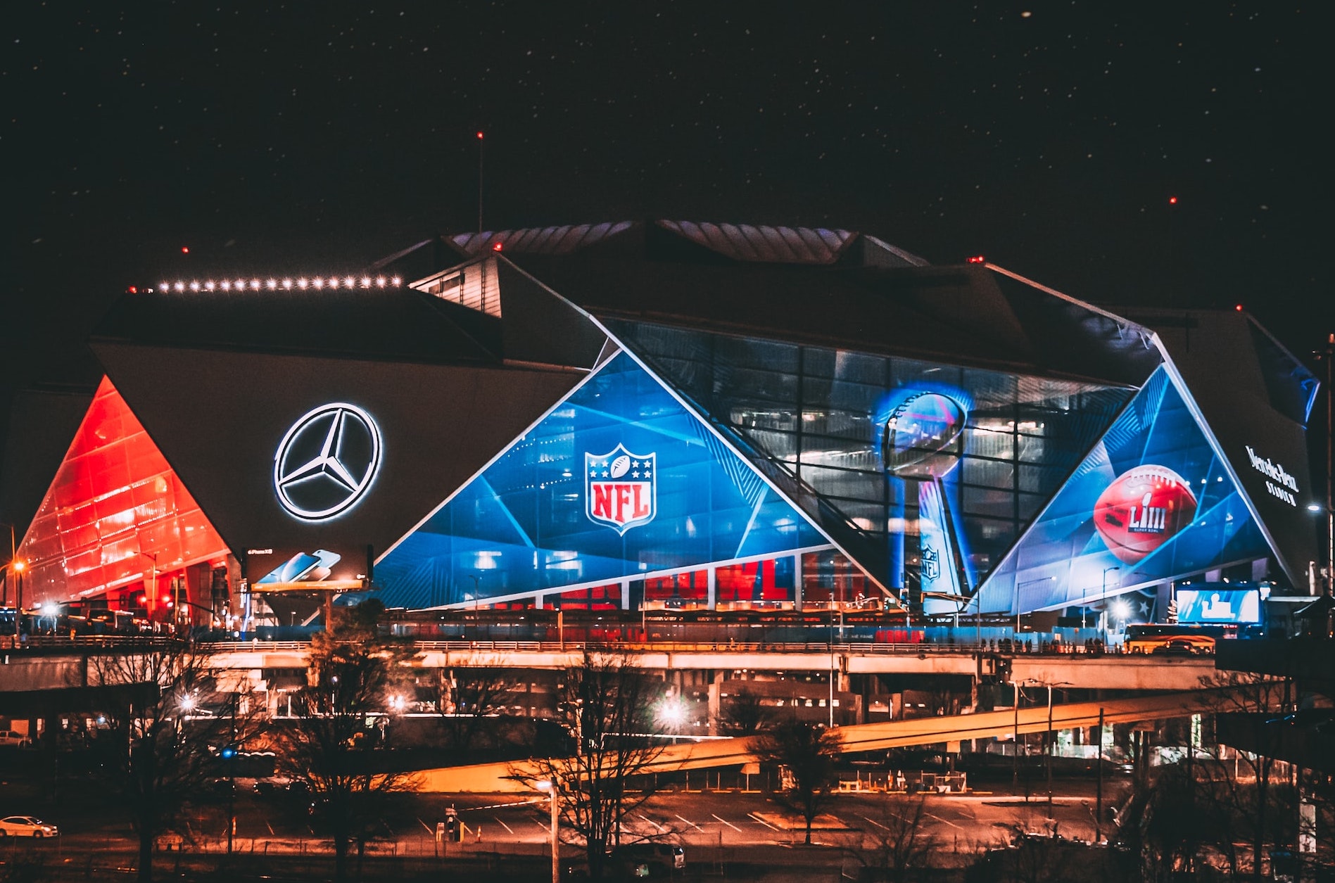 Стоимость билетов на Супербоул-2023 на вторичном рынке в среднем выросла на 18% по сравнению с прошлым годом