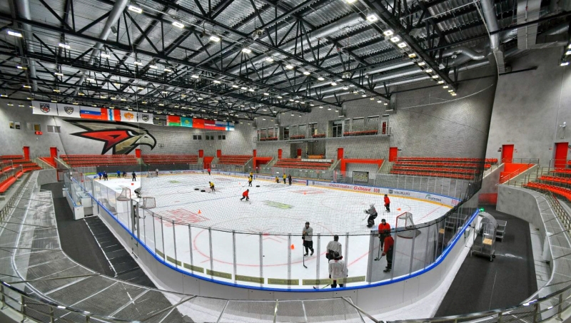 Авангард академия арена.jpg