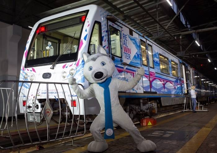 Московское метро запустило поезд Универсиады-2019