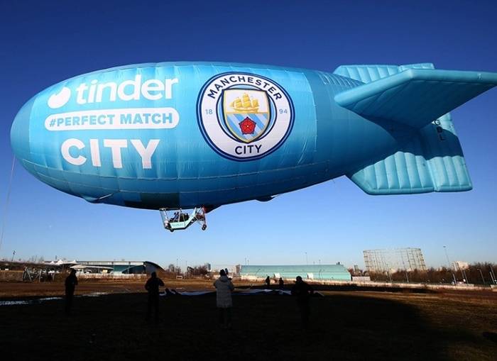 Tinder определился с предпочтениями в манчестерском дерби