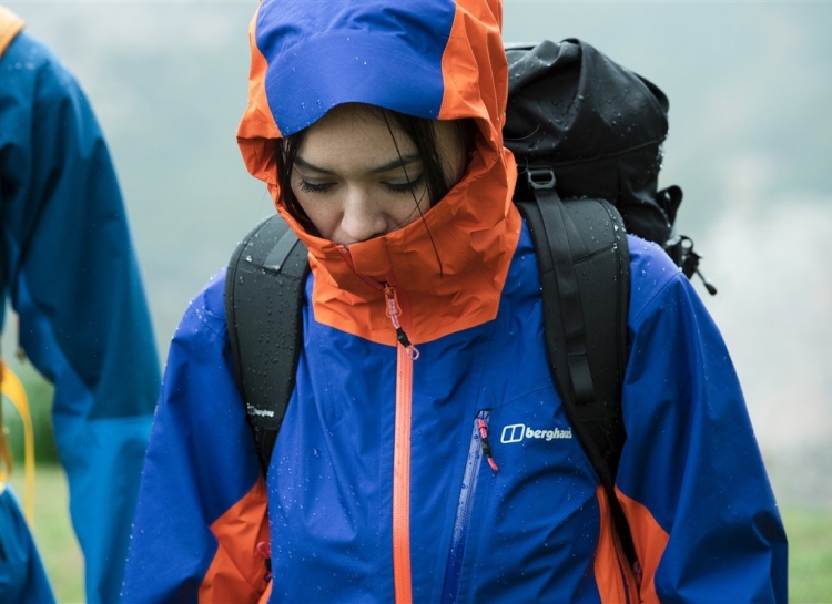 Вся спортивная одежда и обувь в одном месте