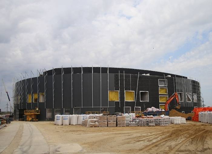 Сдачу крупнейшего ледового дворца в Тульской области перенесли на 2019 год