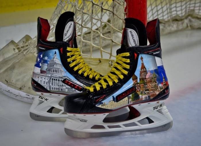 Александр Овечкин выставит на благотворительный аукцион особые коньки