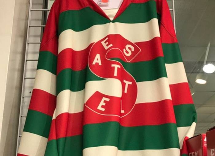 НХЛ приобрела часть прав на название несуществующей команды