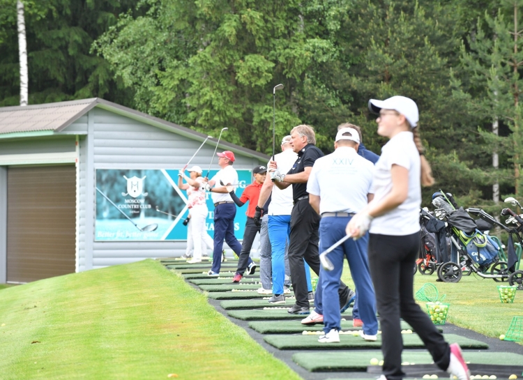 Гольф во благо