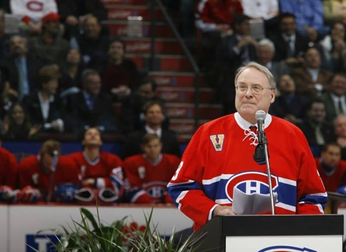 Легенда НХЛ выступит в Москве