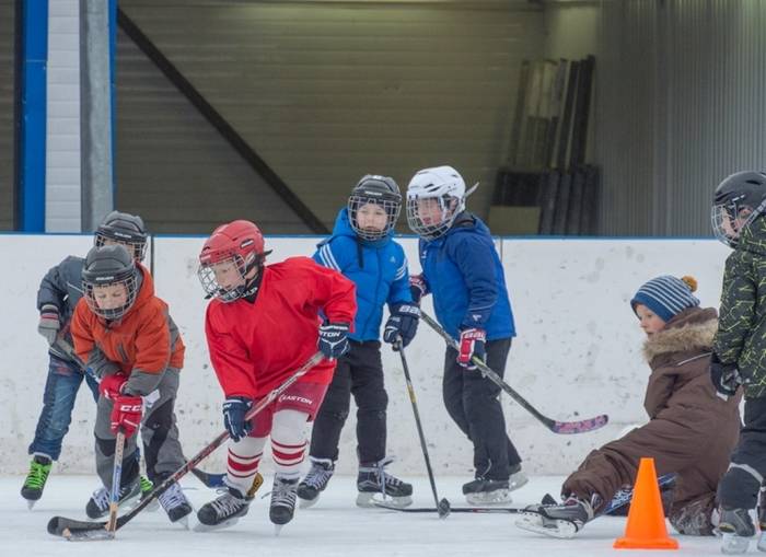 Новый спорткомплекс с катком планируется построить в Москве