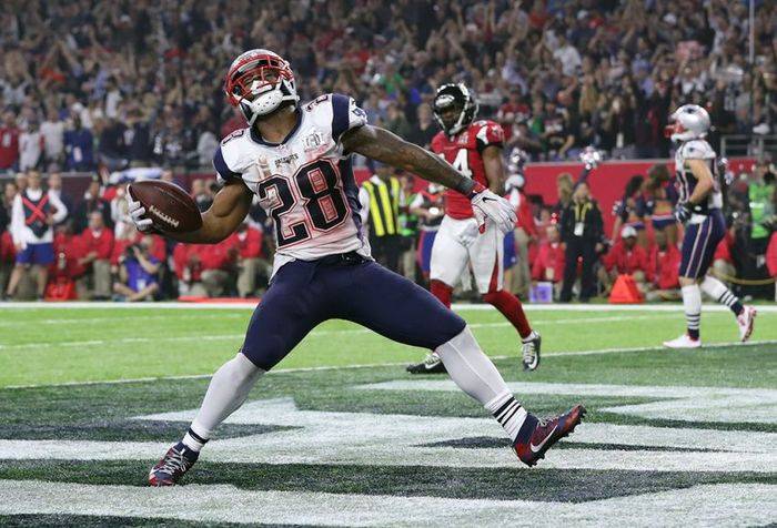 Меньше зрителей, больше рекламы. Супербоул на ТВ в цифрах