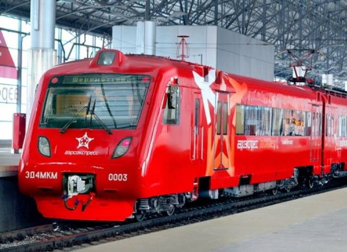 Три футболиста сборной России стали дикторами «Аэроэкспресса»