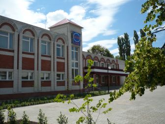 Спорткомплекс с плавательным бассейном