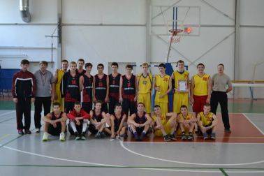 Спортивный центр с универсальным игровым залом, ДЮСШ «Фаворит»