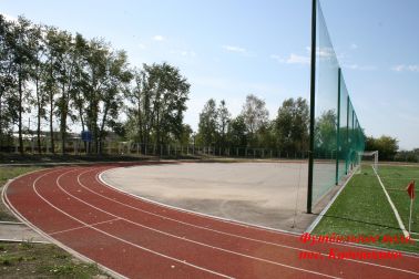 Футбольное поле с искусственным покрытием, пос.Кадошкино