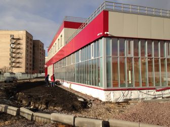 Открытый конькобежный стадион с искусственным льдом