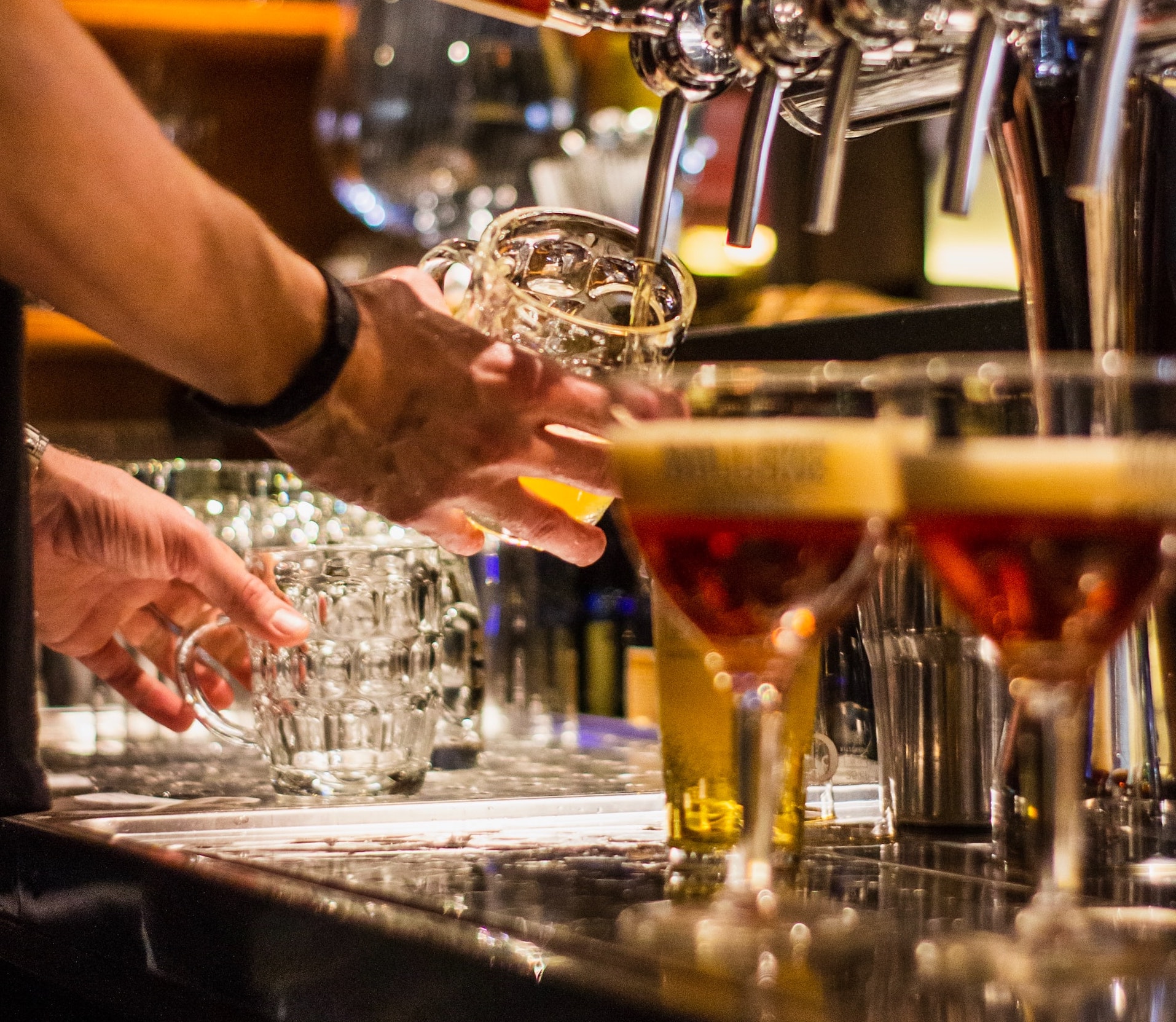 Выручка российских баров выросла на треть во время финала ЧМ-2022